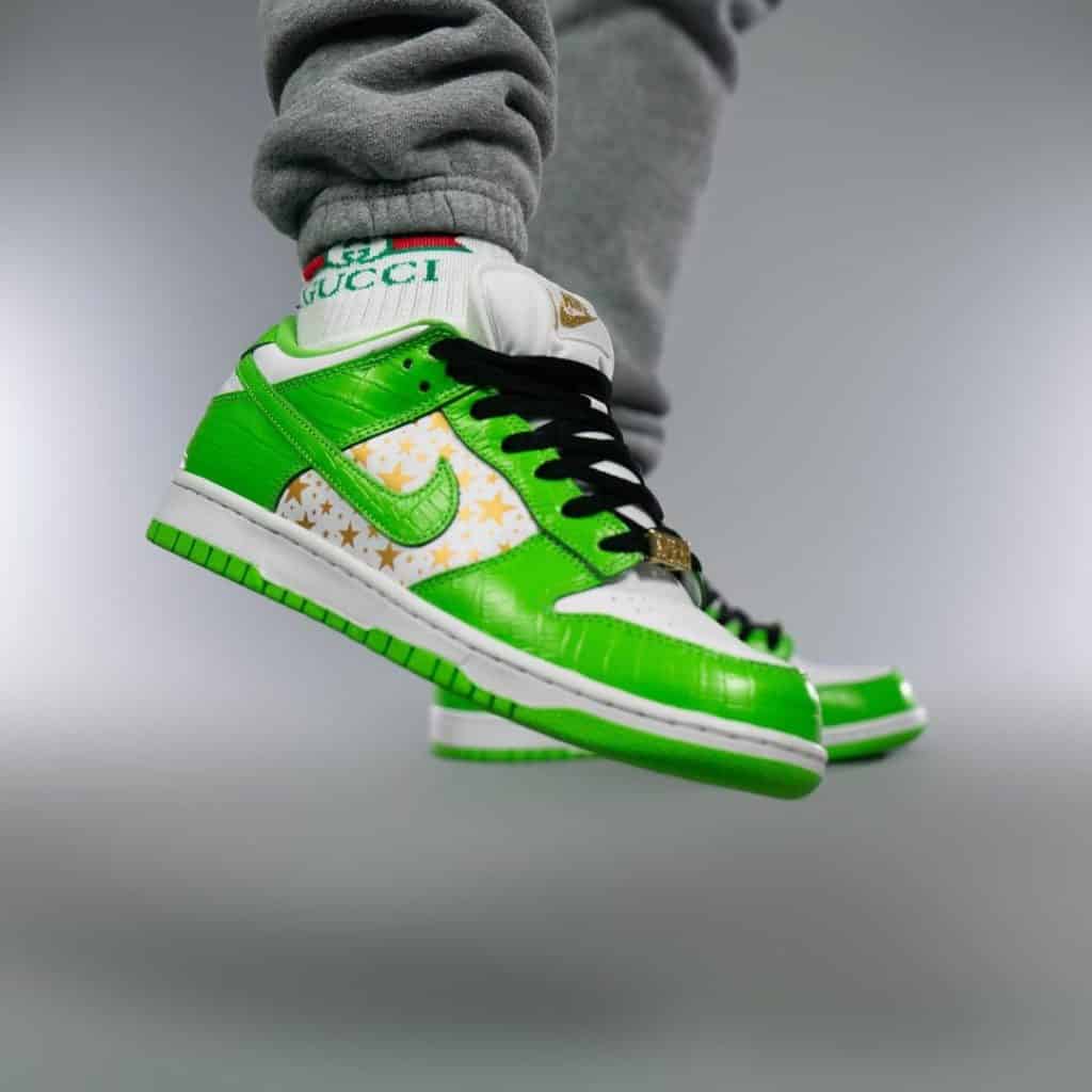 Supreme x Nike SB Dunk Low “Stars” Will Release In Four Colors