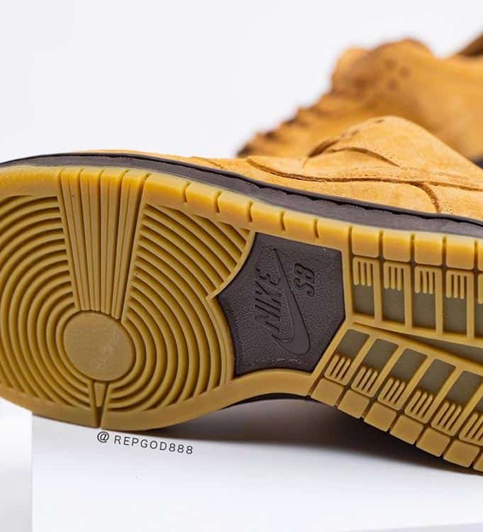 Getting a Better Look at Nike SB Dunk Low New Wheat Mocha